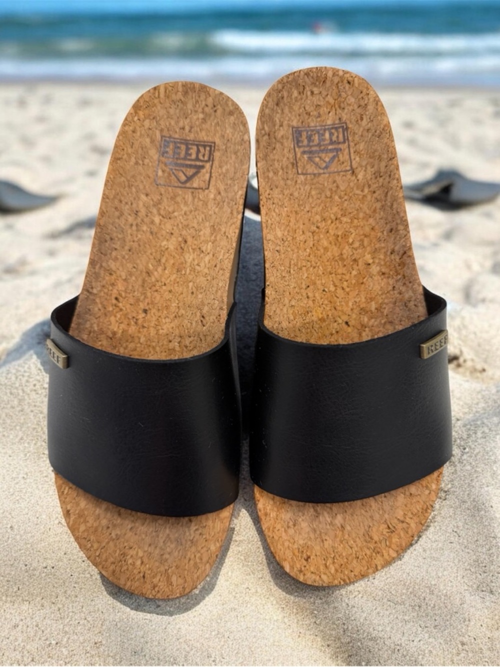 Reef | Women's 7 Cushion Scout Hi Black Faux Leather Wedge Sandals Slides Shoes - Picture 2 of 8